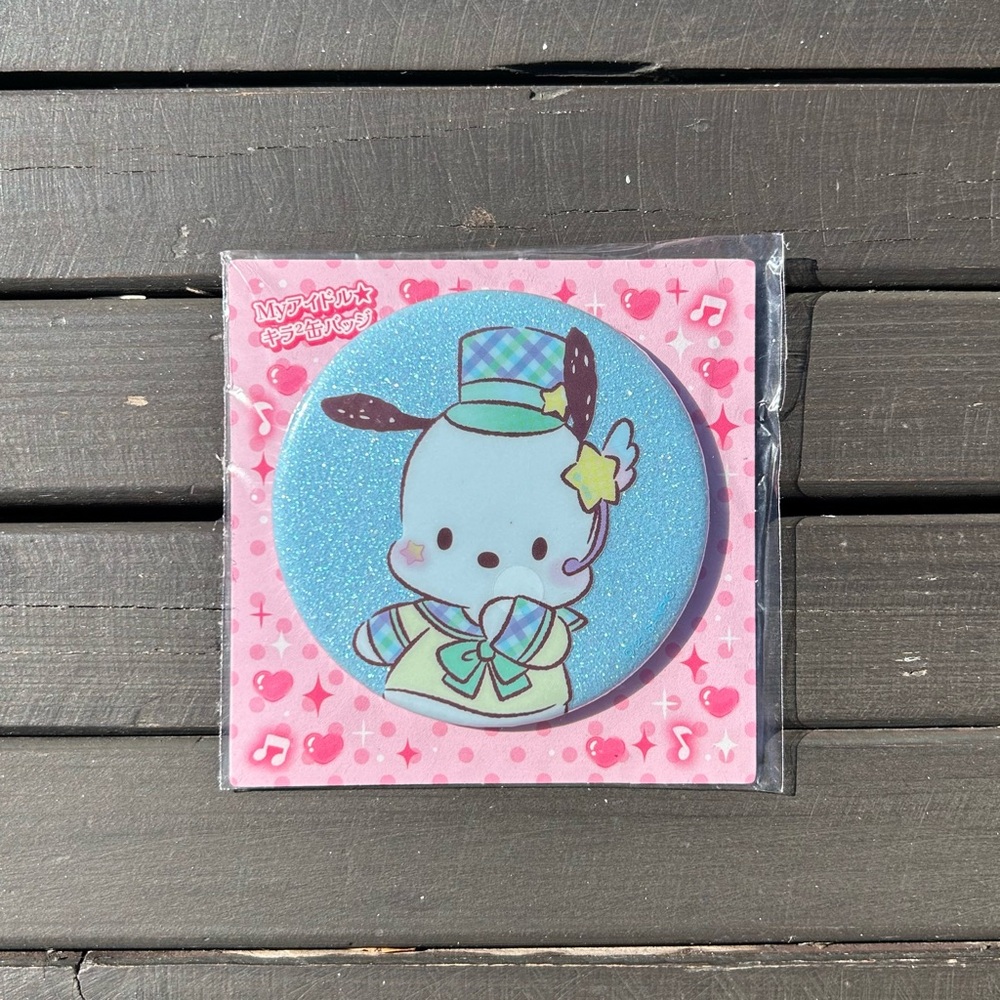 Pochacco Idol Glitter Badge